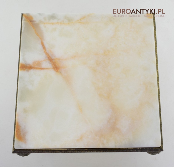 onyksowy stoliczek onyksowy stoliczek